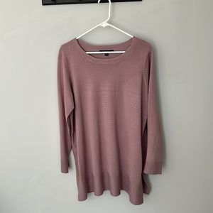Beautiful Sweater with side slits. Soft sugar plum color, Women’s 1X